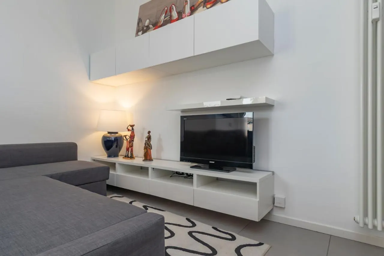 Appartement Cosy 1 Bed Flat With Terrace à Milan