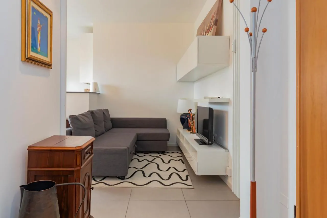 Appartement Cosy 1 Bed Flat With Terrace à Milan