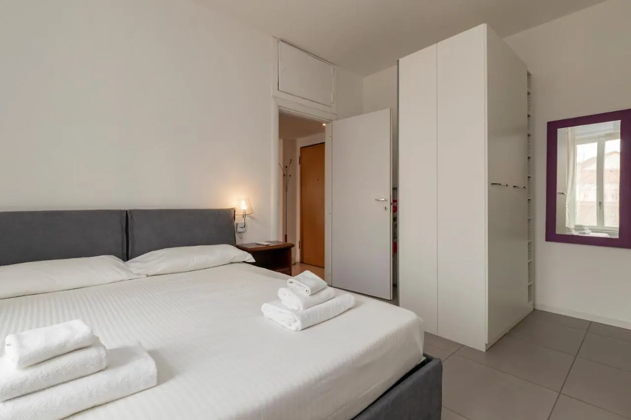 Appartement Cosy 1 Bed Flat With Terrace à Milan