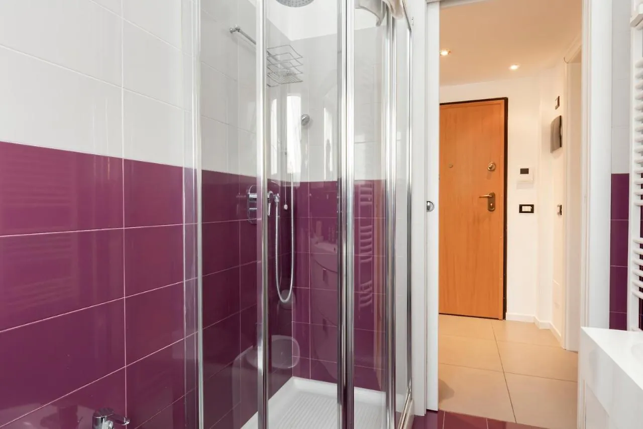 Cosy 1 Bed Flat With Terrace Appartamento Milano Italia